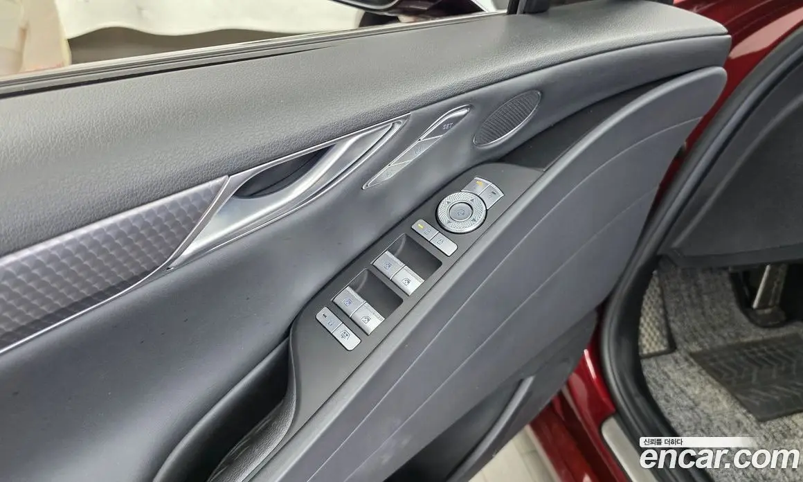 Genesis G80 2024 2.5 автомат (гидро), фото 30 Genesis G80 2024 2.5 автомат (гидро), фото 30