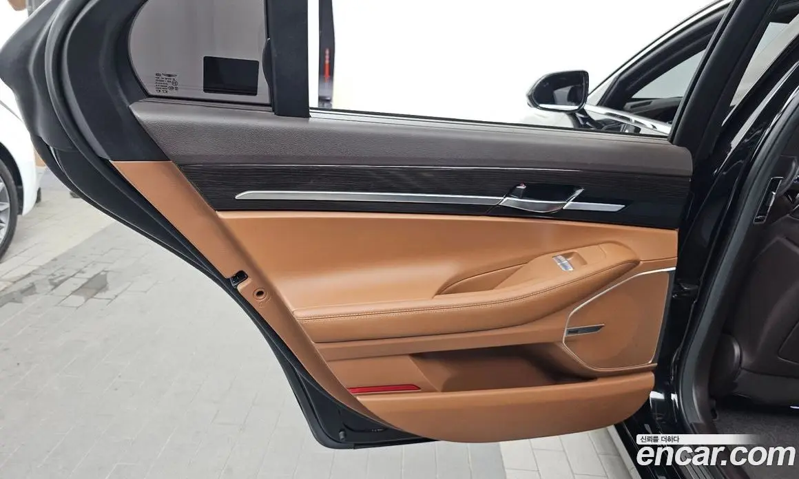 Genesis G90 2019 3.8 автомат (гидро), фото 15 Genesis G90 2019 3.8 автомат (гидро), фото 15