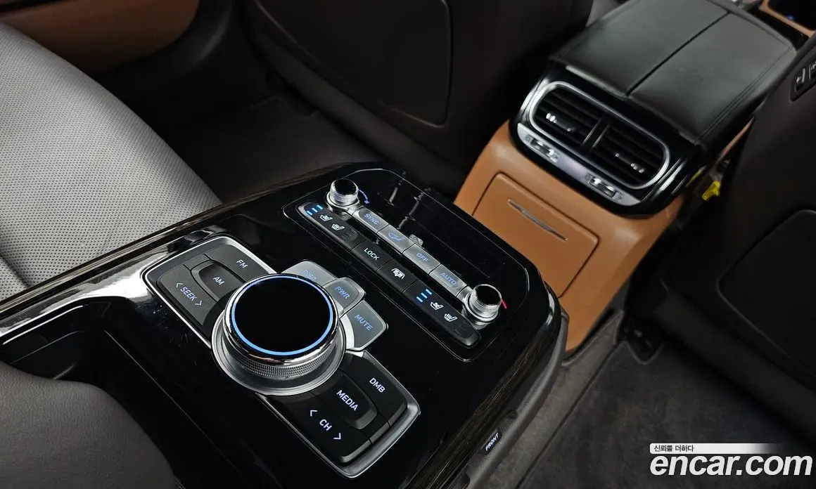 Genesis G90 2019 3.8 автомат (гидро), фото 25 Genesis G90 2019 3.8 автомат (гидро), фото 25