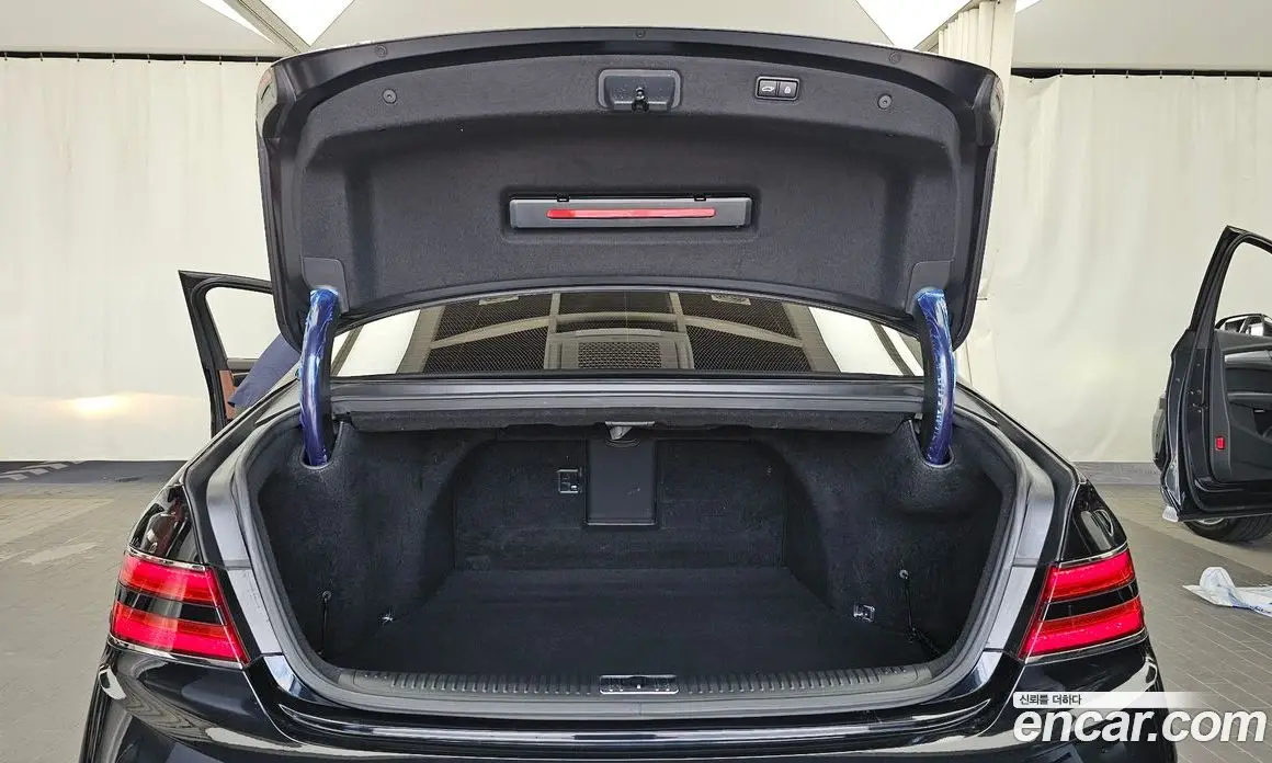 Genesis G90 2019 3.8 автомат (гидро), фото 26 Genesis G90 2019 3.8 автомат (гидро), фото 26