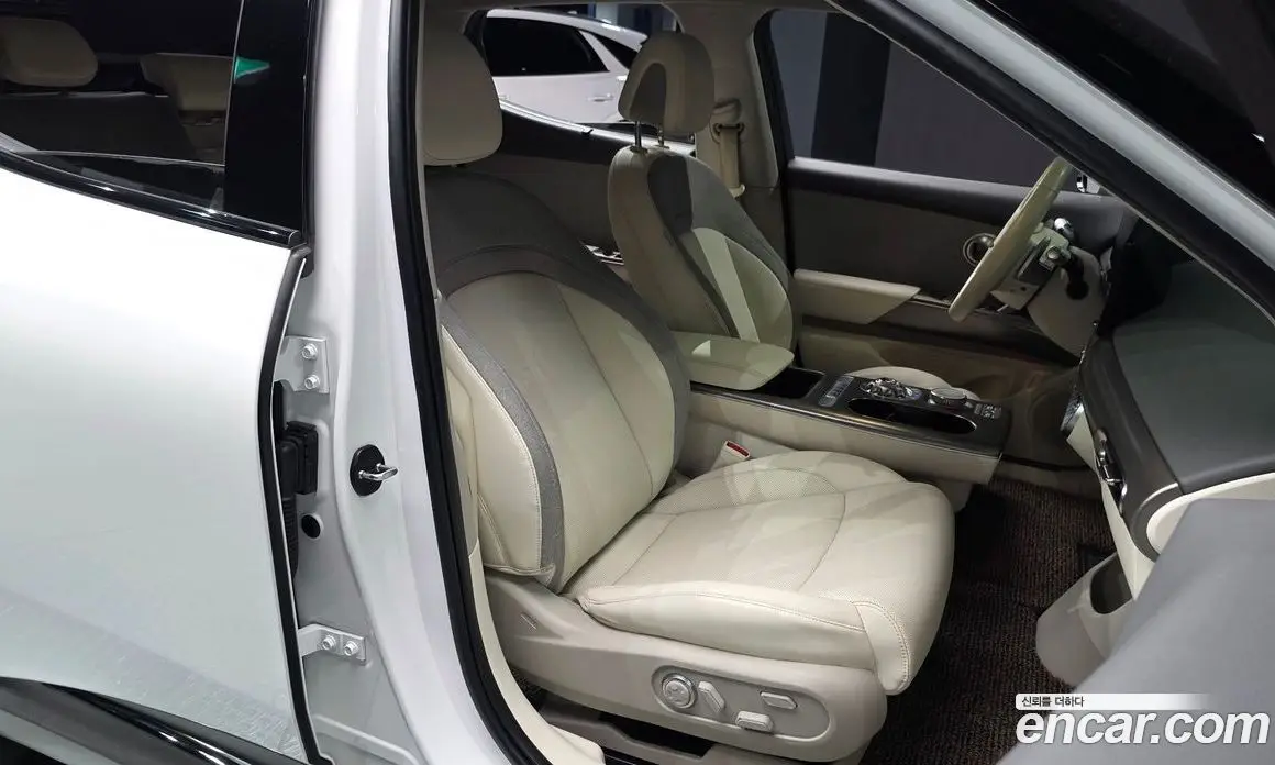 Genesis GV60 2021 0.1 автомат (гидро), фото 16 Genesis GV60 2021 0.1 автомат (гидро), фото 16