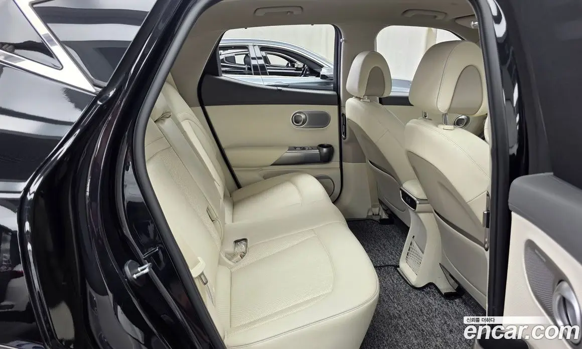 Genesis GV60 2022 0.1 автомат (гидро), фото 18 Genesis GV60 2022 0.1 автомат (гидро), фото 18