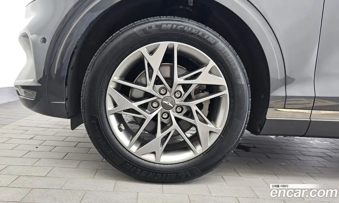 Genesis GV70 2021 2.2 автомат (гидро), фото 5 Genesis GV70 2021 2.2 автомат (гидро), фото 5