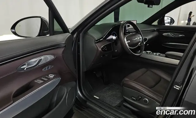 Genesis GV70 2021 2.2 автомат (гидро), миниатюра 10 Genesis GV70 2021 2.2 автомат (гидро), миниатюра 10