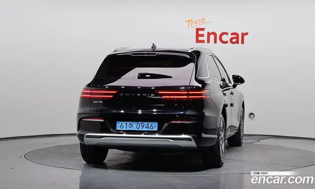 Genesis GV70 2022 0.1 автомат (гидро), миниатюра 4