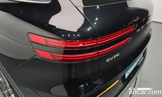 Genesis GV70 2022 0.1 автомат (гидро), миниатюра 9