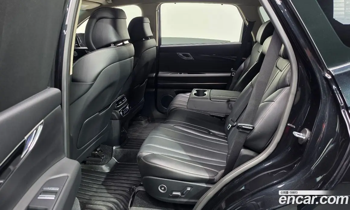 Genesis GV80 2022 2.5 автомат (гидро), фото 11 Genesis GV80 2022 2.5 автомат (гидро), фото 11