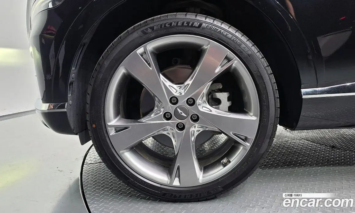 Genesis GV80 2022 2.5 автомат (гидро), фото 5 Genesis GV80 2022 2.5 автомат (гидро), фото 5