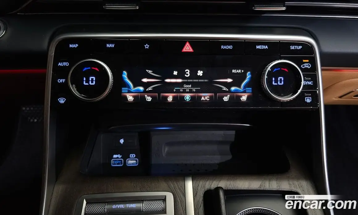 Genesis GV80 2022 2.5 автомат (гидро), фото 28 Genesis GV80 2022 2.5 автомат (гидро), фото 28