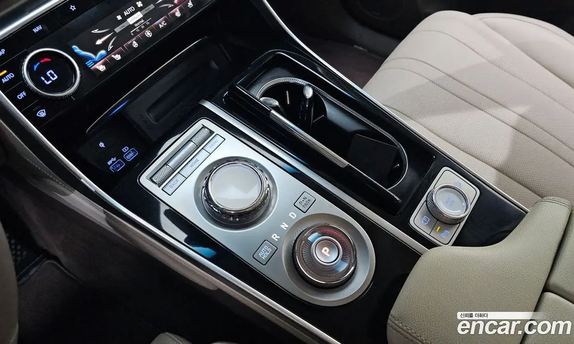 Genesis GV80 2023 2.5 автомат (гидро), фото 12 Genesis GV80 2023 2.5 автомат (гидро), фото 12