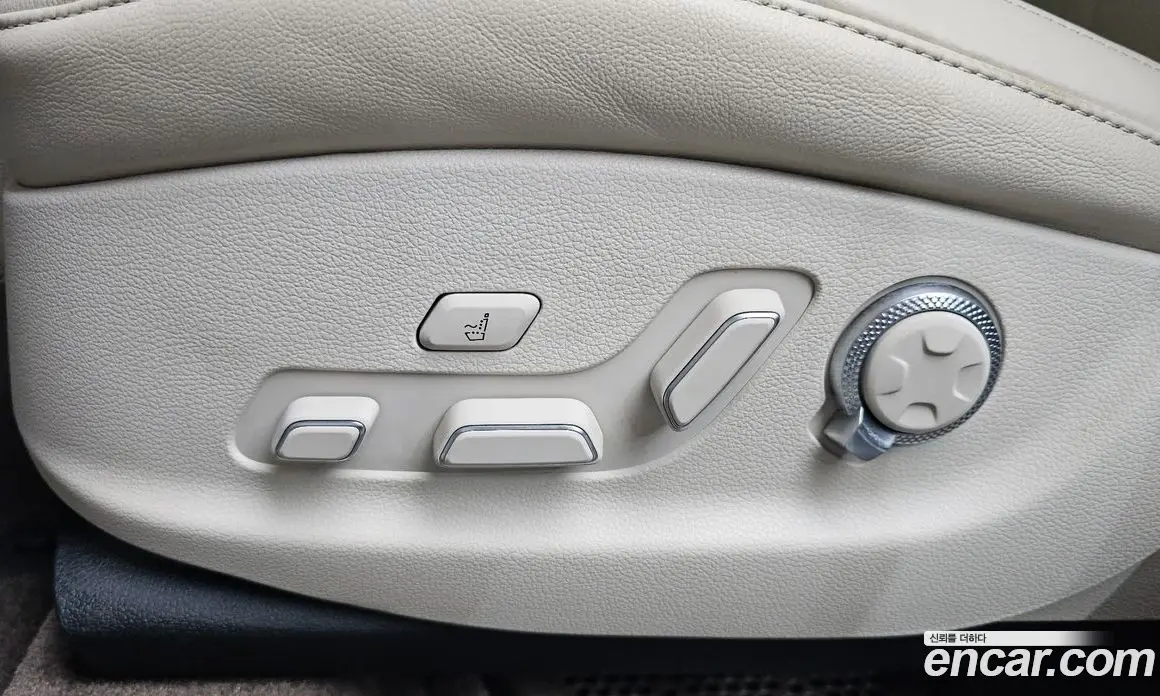 Genesis GV80 2023 2.5 автомат (гидро), фото 35 Genesis GV80 2023 2.5 автомат (гидро), фото 35