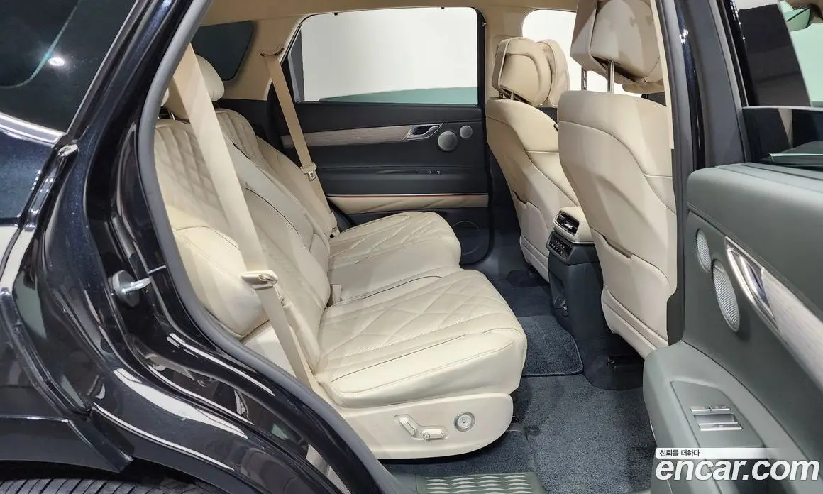 Genesis GV80 2024 2.5 автомат (гидро), фото 11 Genesis GV80 2024 2.5 автомат (гидро), фото 11