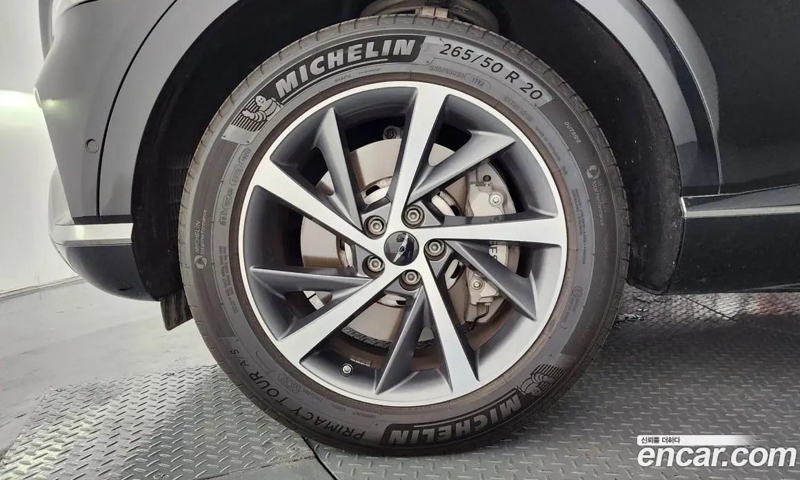 Genesis GV80 2024 2.5 автомат (гидро), фото 5 Genesis GV80 2024 2.5 автомат (гидро), фото 5