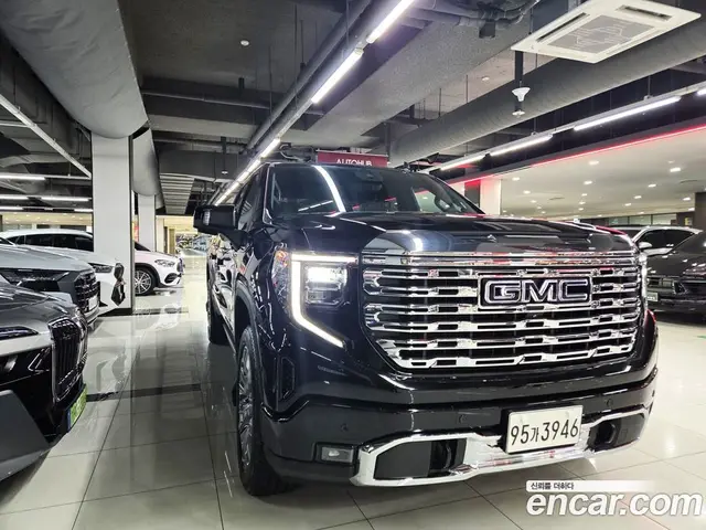 GMC Sierra, 2022, 5 069 км