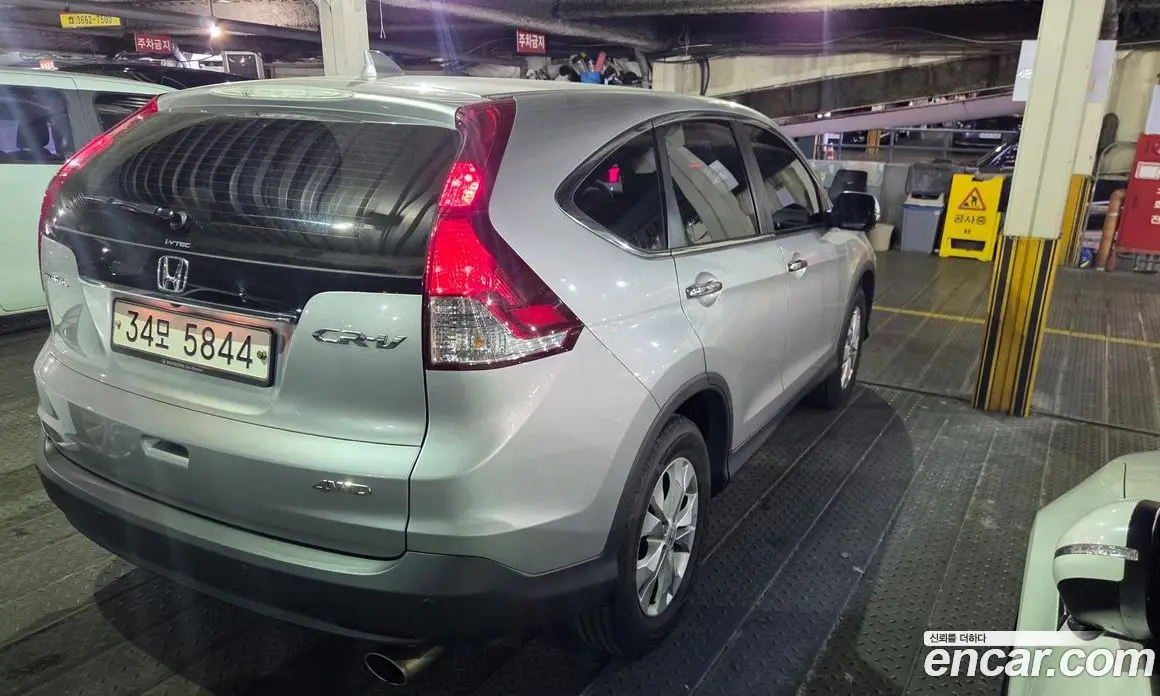 Honda CR-V 2012 2.4 автомат (гидро), фото 5