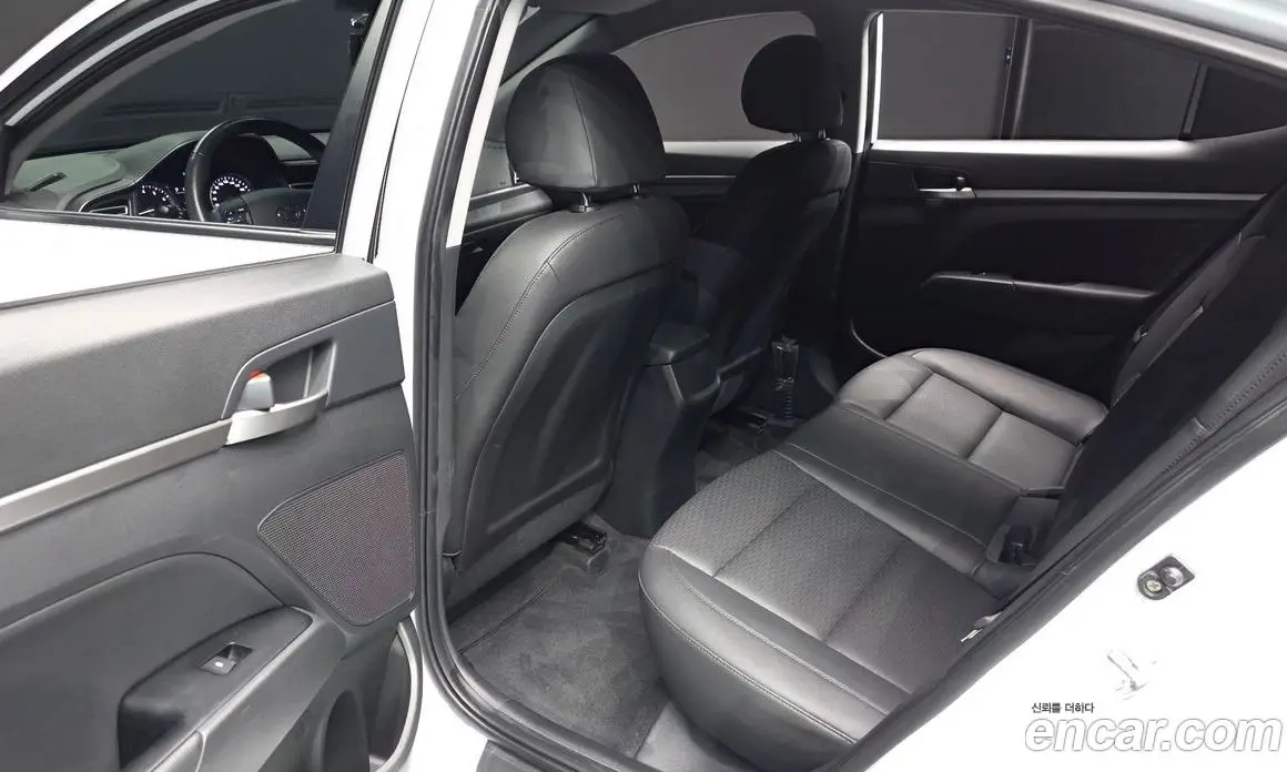 Hyundai Avante 2020 1.6 автомат (гидро), фото 17 Hyundai Avante 2020 1.6 автомат (гидро), фото 17