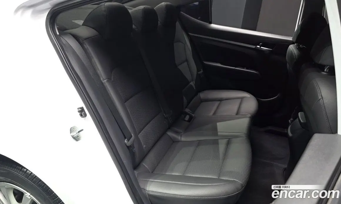 Hyundai Avante 2020 1.6 автомат (гидро), фото 18 Hyundai Avante 2020 1.6 автомат (гидро), фото 18