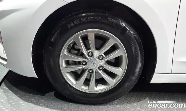 Hyundai Avante 2020 1.6 автомат (гидро), миниатюра 5 Hyundai Avante 2020 1.6 автомат (гидро), миниатюра 5