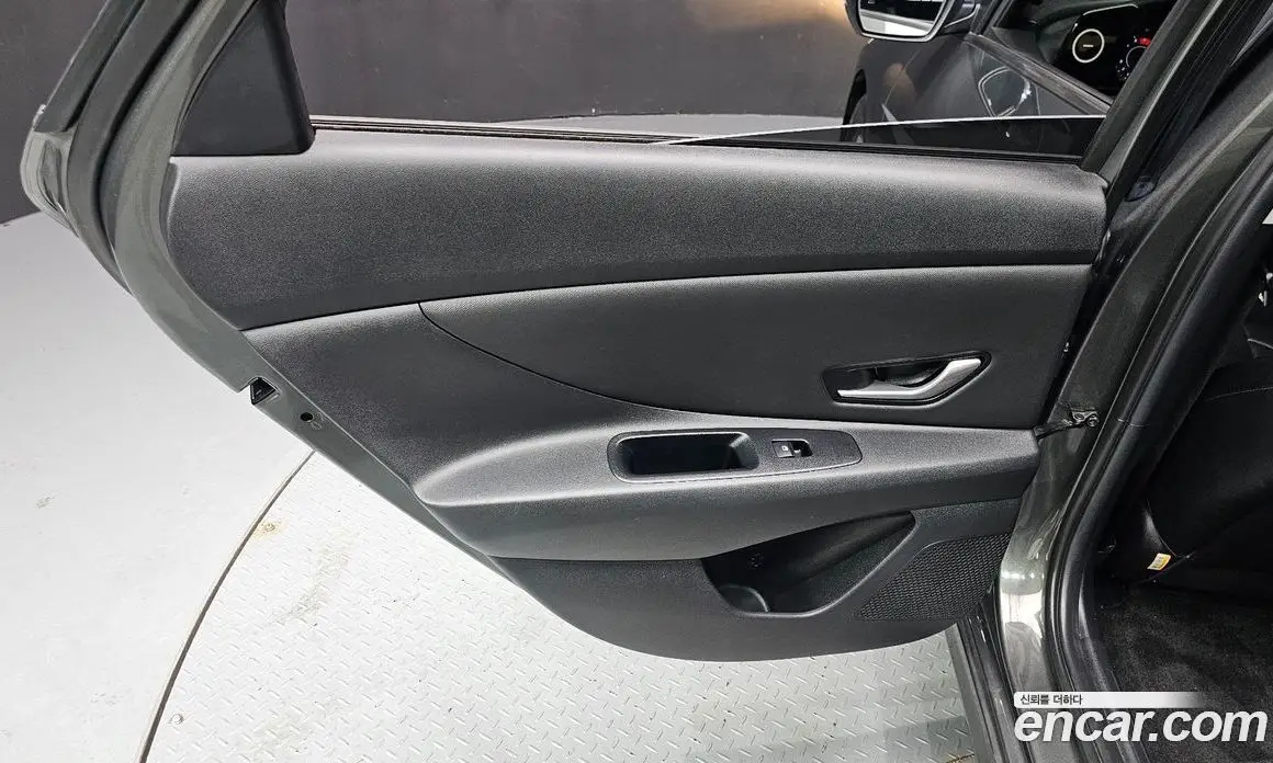 Hyundai Avante 2021 1.6 автомат (гидро), фото 15