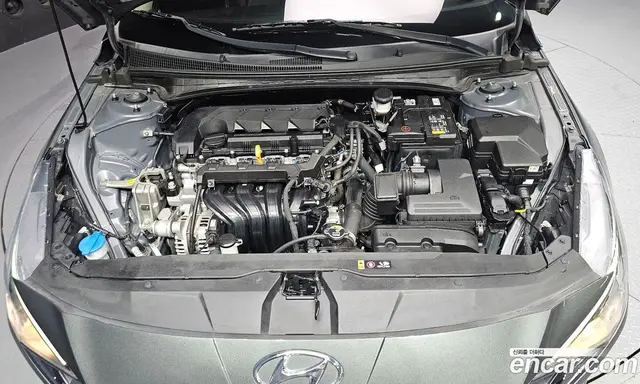 Hyundai Avante 2021 1.6 автомат (гидро), миниатюра 6