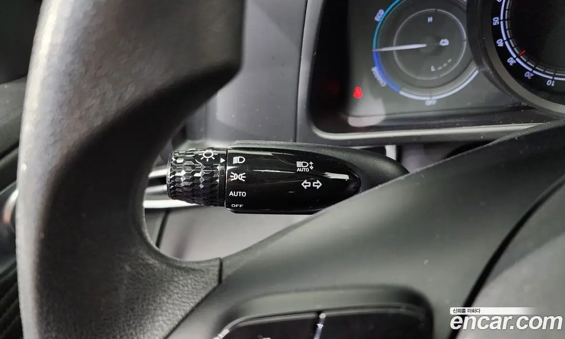 Hyundai Avante 2021 1.6 автомат (гидро), фото 23