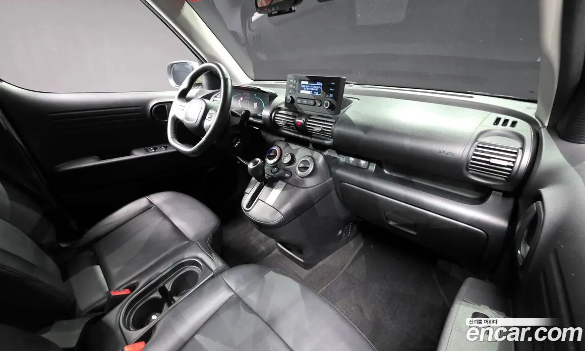 Hyundai Casper 2022 1.0 автомат (гидро), фото 7 Hyundai Casper 2022 1.0 автомат (гидро), фото 7