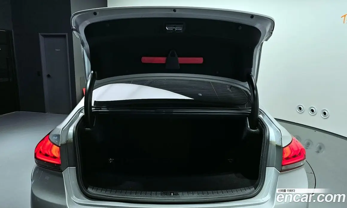 Hyundai Genesis 2014 3.3 автомат (гидро), фото 20 Hyundai Genesis 2014 3.3 автомат (гидро), фото 20