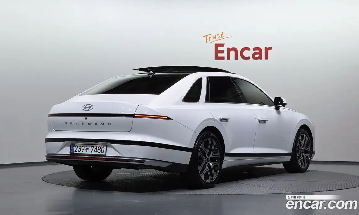 Hyundai Grandeur 2023 2.5 автомат (гидро), фото 2 Hyundai Grandeur 2023 2.5 автомат (гидро), фото 2