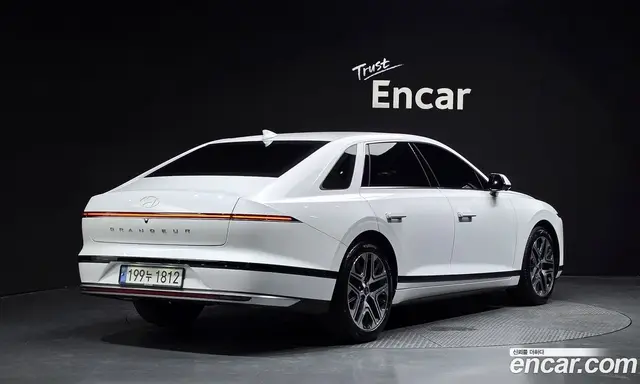Hyundai Grandeur 2024 2.5 автомат (гидро), миниатюра 1 Hyundai Grandeur 2024 2.5 автомат (гидро), миниатюра 1