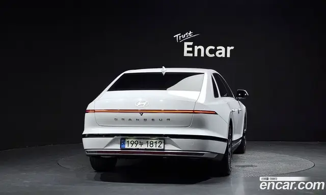 Hyundai Grandeur 2024 2.5 автомат (гидро), миниатюра 3 Hyundai Grandeur 2024 2.5 автомат (гидро), миниатюра 3