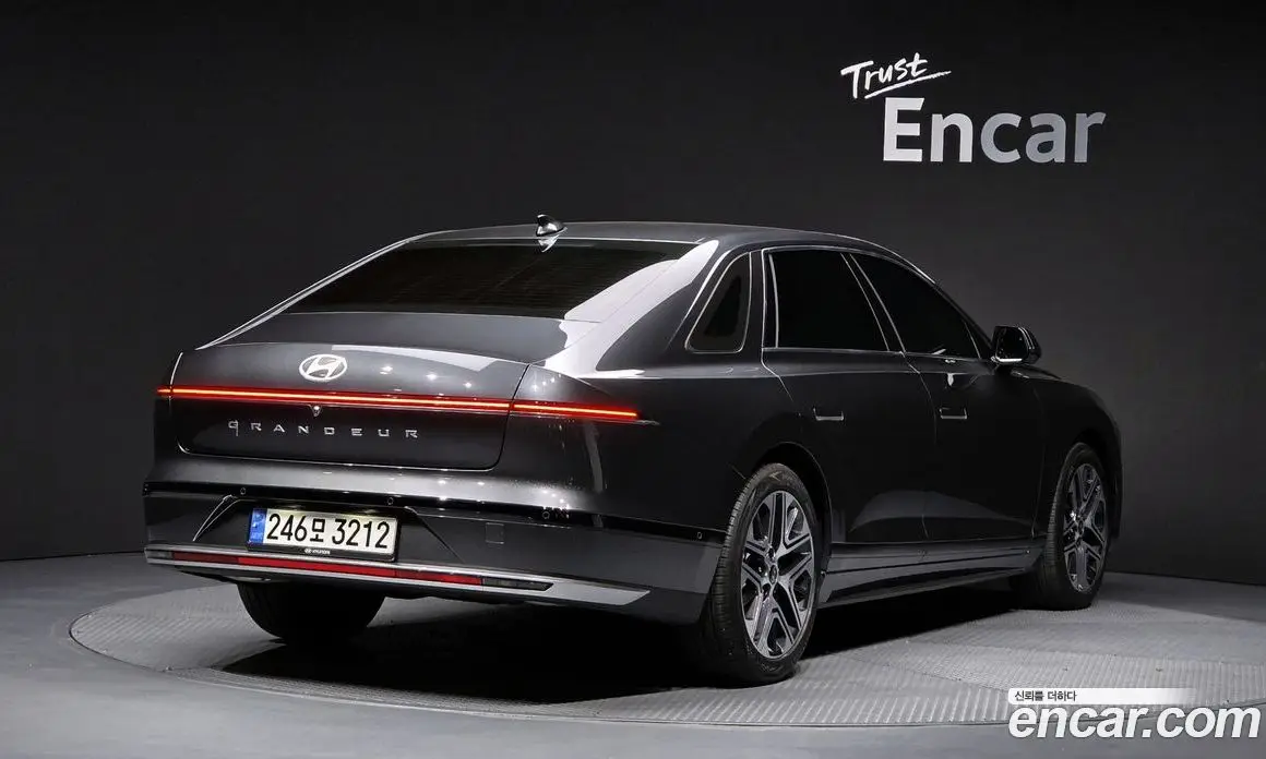 Hyundai Grandeur 2024 2.5 автомат (гидро), фото 2 Hyundai Grandeur 2024 2.5 автомат (гидро), фото 2