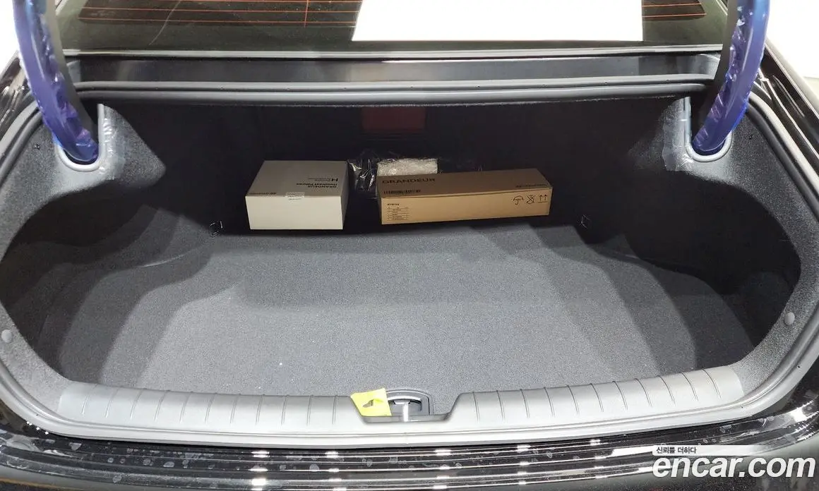 Hyundai Grandeur 2026 3.5 автомат (гидро), фото 26 Hyundai Grandeur 2026 3.5 автомат (гидро), фото 26