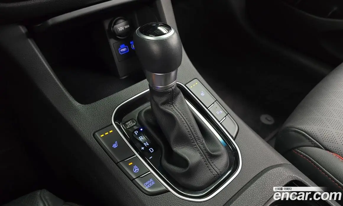Hyundai i30 2018 1.4 автомат (гидро), фото 12 Hyundai i30 2018 1.4 автомат (гидро), фото 12
