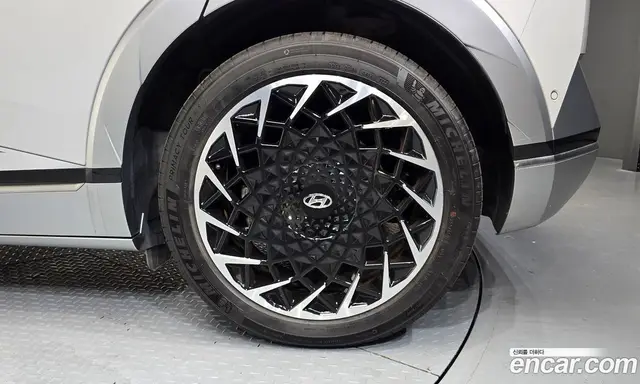 Hyundai Ioniq 5 2022 0.1 автомат (гидро), миниатюра 6 Hyundai Ioniq 5 2022 0.1 автомат (гидро), миниатюра 6