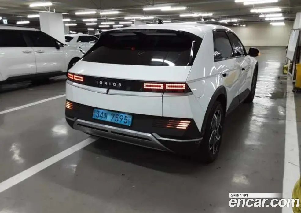 Hyundai Ioniq 5 2023 1.0 автомат (гидро), фото 6 Hyundai Ioniq 5 2023 1.0 автомат (гидро), фото 6