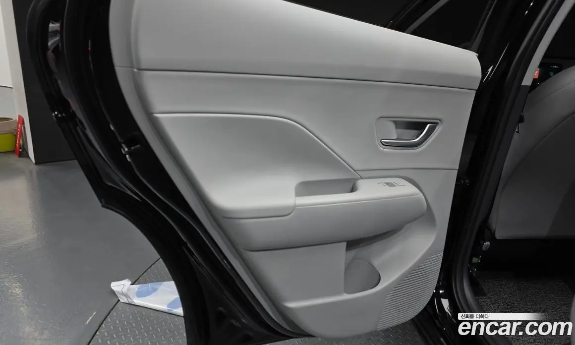 Hyundai Kona 2024 1.6 автомат (гидро), фото 14