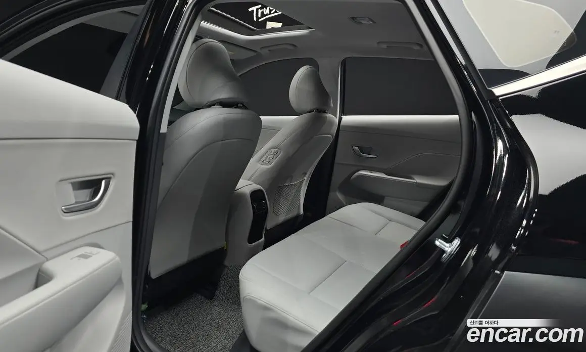 Hyundai Kona 2024 1.6 автомат (гидро), фото 16