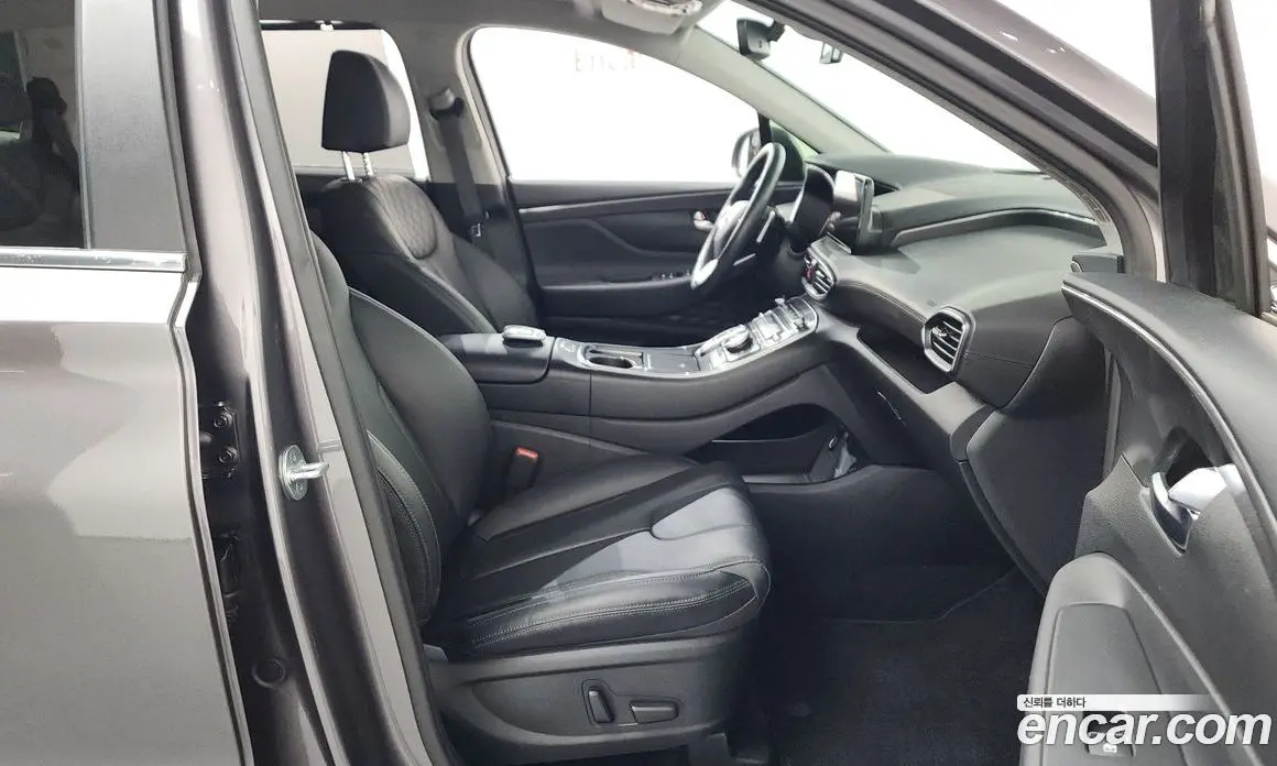 Hyundai Santa Fe 2022 2.2 автомат (гидро), фото 16