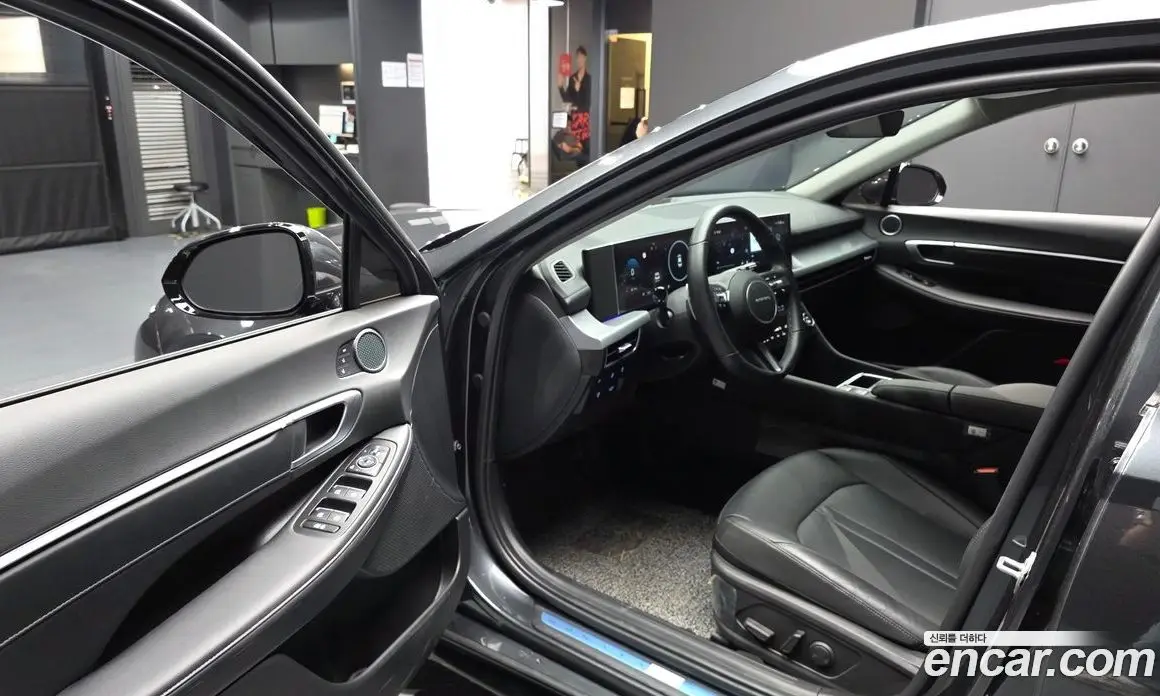 Hyundai Sonata 2025 2.0 автомат (гидро), фото 10 Hyundai Sonata 2025 2.0 автомат (гидро), фото 10