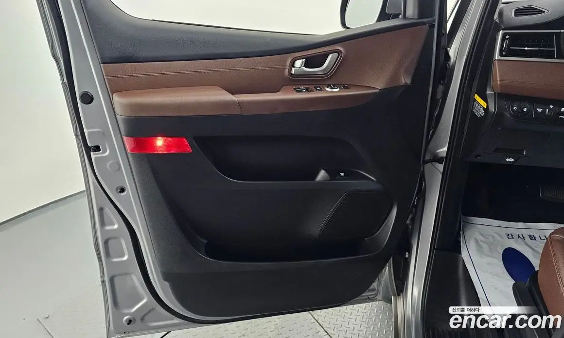 Hyundai Starex 2019 2.5 автомат (гидро), фото 14 Hyundai Starex 2019 2.5 автомат (гидро), фото 14