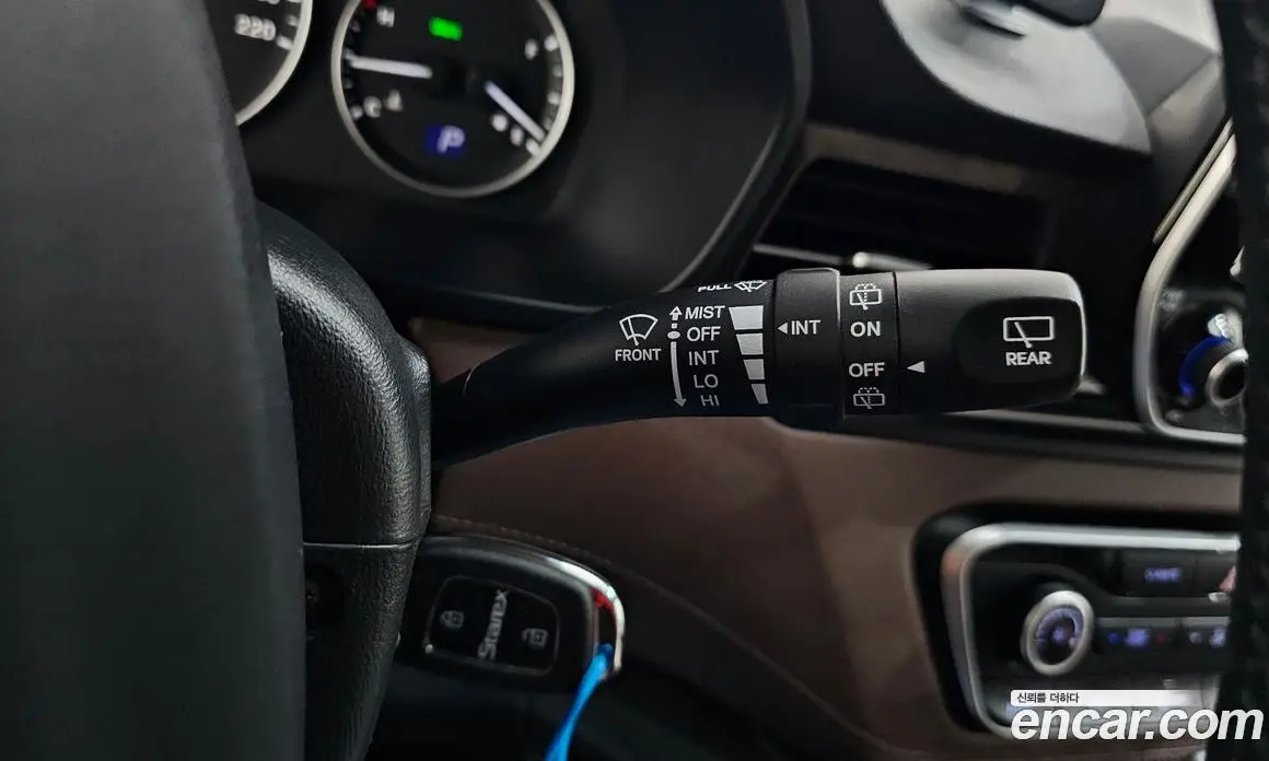 Hyundai Starex 2019 2.5 автомат (гидро), фото 28 Hyundai Starex 2019 2.5 автомат (гидро), фото 28