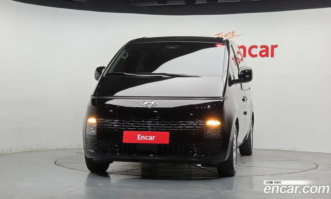 Hyundai Staria 2022 2.2 автомат (гидро), фото 3 Hyundai Staria 2022 2.2 автомат (гидро), фото 3