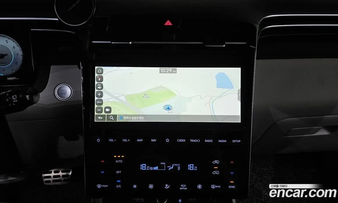 Hyundai Tucson 2023 1.6 автомат (гидро), фото 15