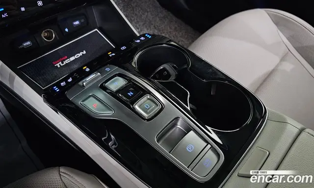 Hyundai Tucson 2023 1.6 автомат (гидро), миниатюра 9