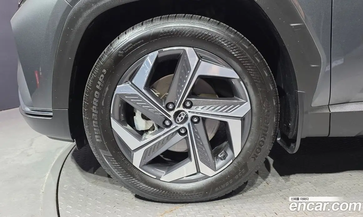 Hyundai Tucson 2023 1.6 автомат (гидро), фото 5