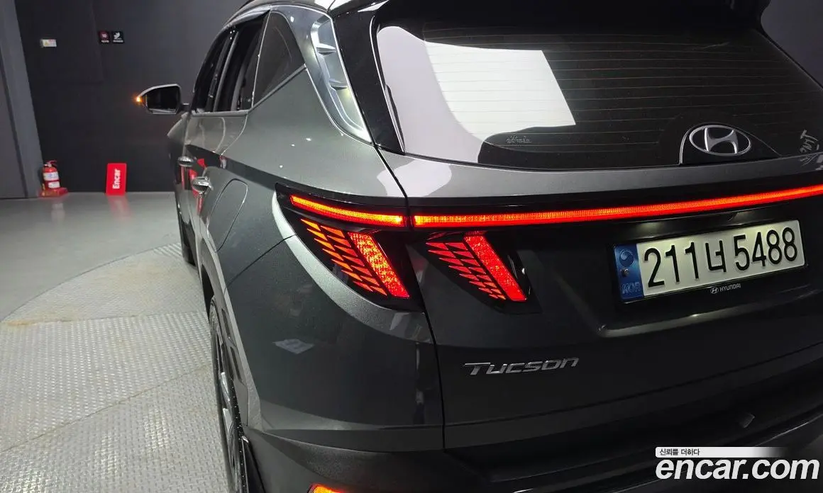 Hyundai Tucson 2023 1.6 автомат (гидро), фото 9
