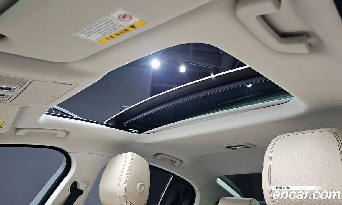 Jaguar XE 2016 2.0 автомат (гидро), фото 19 Jaguar XE 2016 2.0 автомат (гидро), фото 19