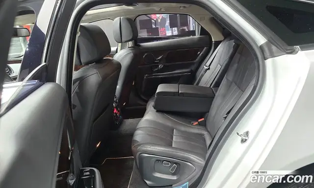 Jaguar XJ 2012 3.0 автомат (гидро), миниатюра 12