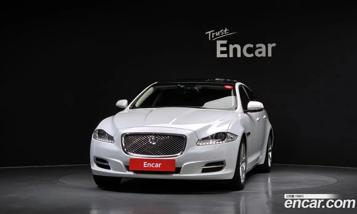 Jaguar XJ 2012 3.0 автомат (гидро), фото 3 Jaguar XJ 2012 3.0 автомат (гидро), фото 3
