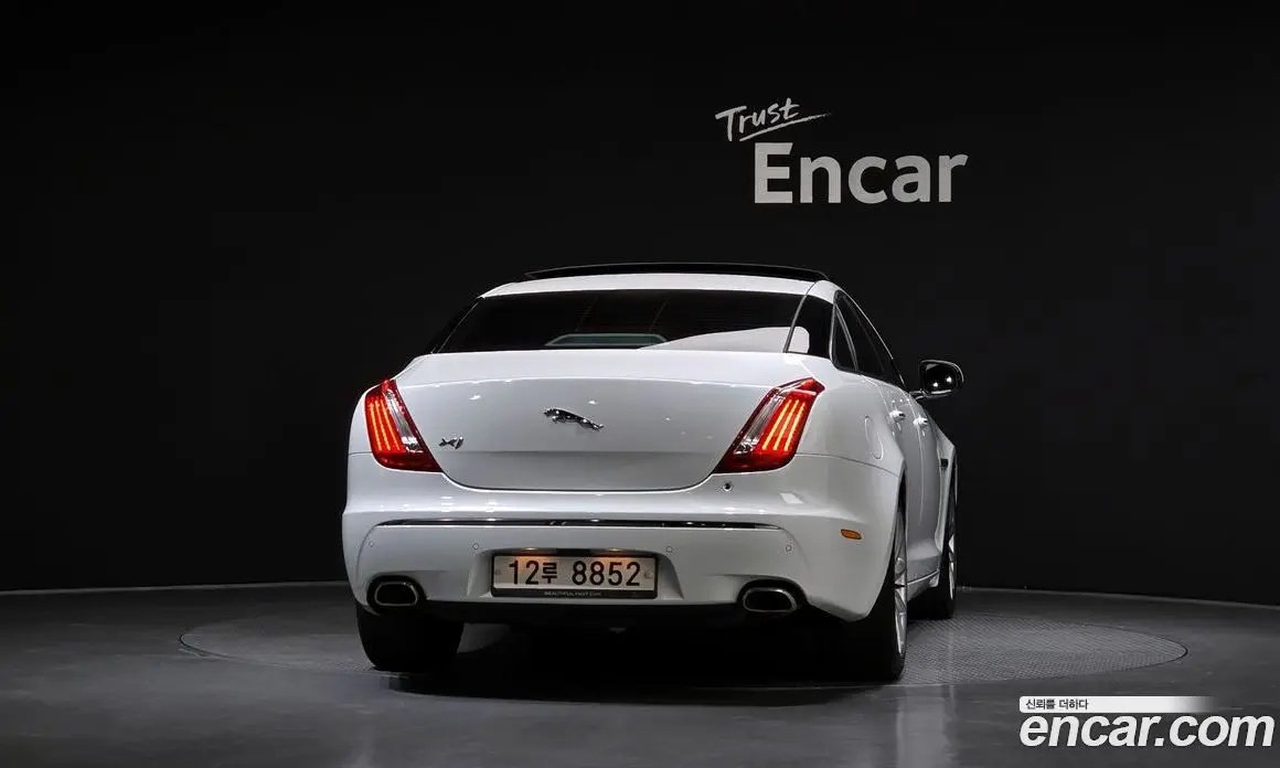 Jaguar XJ 2012 3.0 автомат (гидро), фото 4 Jaguar XJ 2012 3.0 автомат (гидро), фото 4